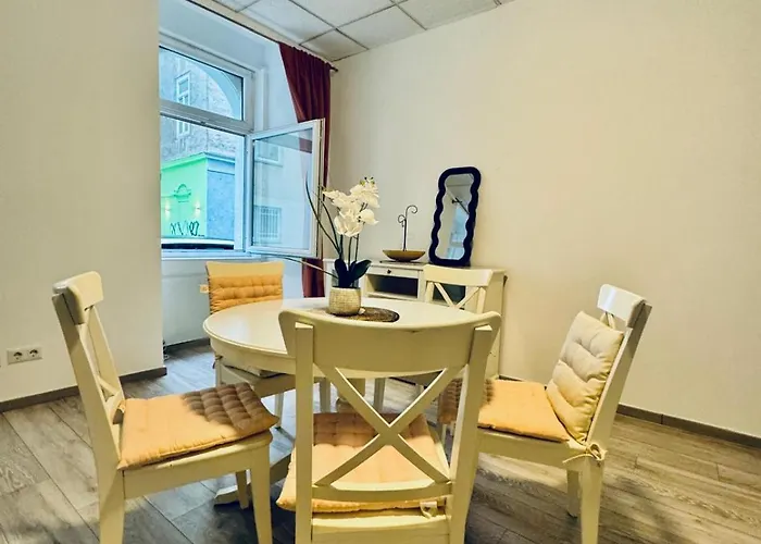 Amusant 1BR Apt.- Near Praterstern