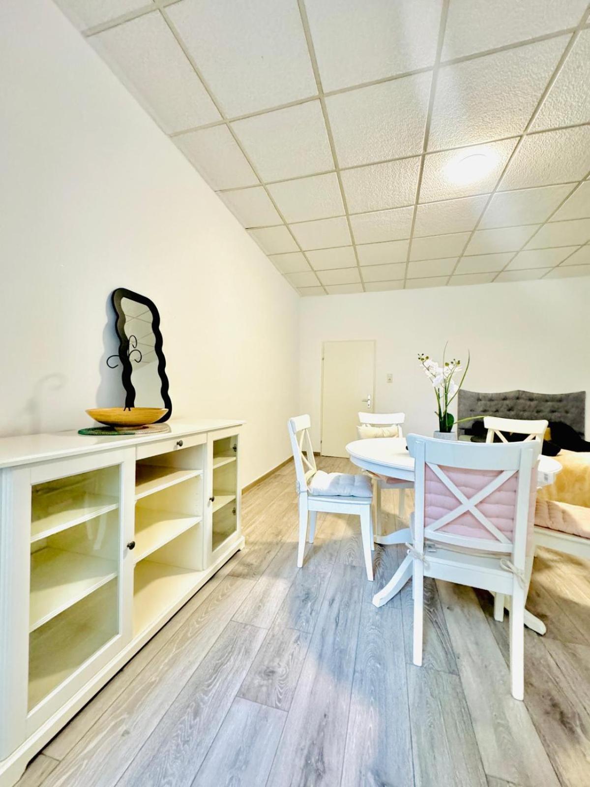 Amusant 1br Apt.- Near Praterstern